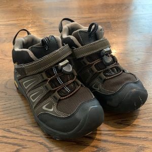 Keen Little Boys Hiking Shoes